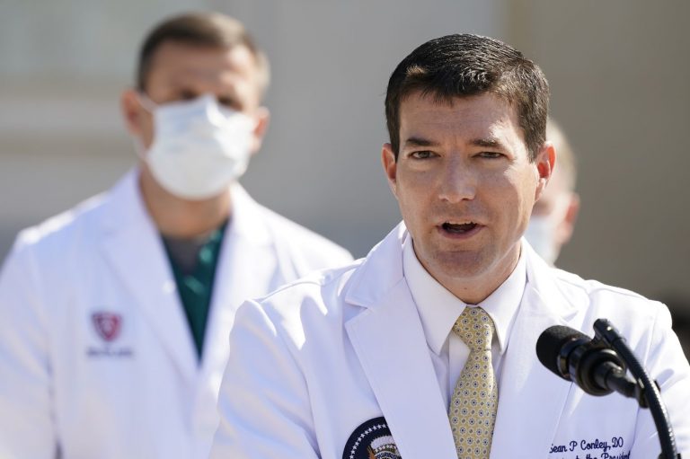 Medicul Casei Albe: Donald Trump ”probabil nu este în afară de orice pericol”