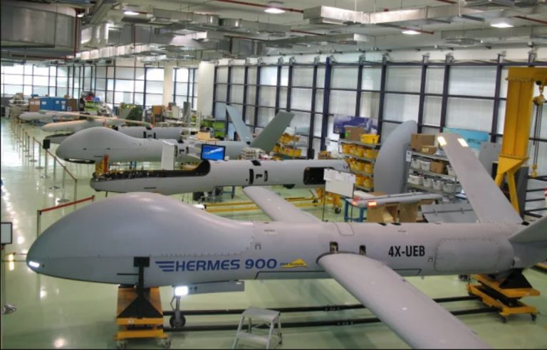 România ar putea exporta drone, începând cu 2021