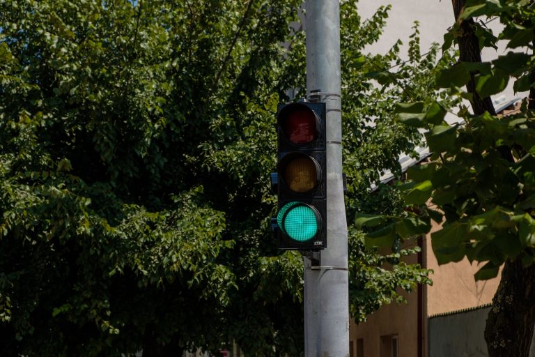 Cum vrea Nicușor Dan să fluidizeze traficul în București cu ajutorul semafoarelor