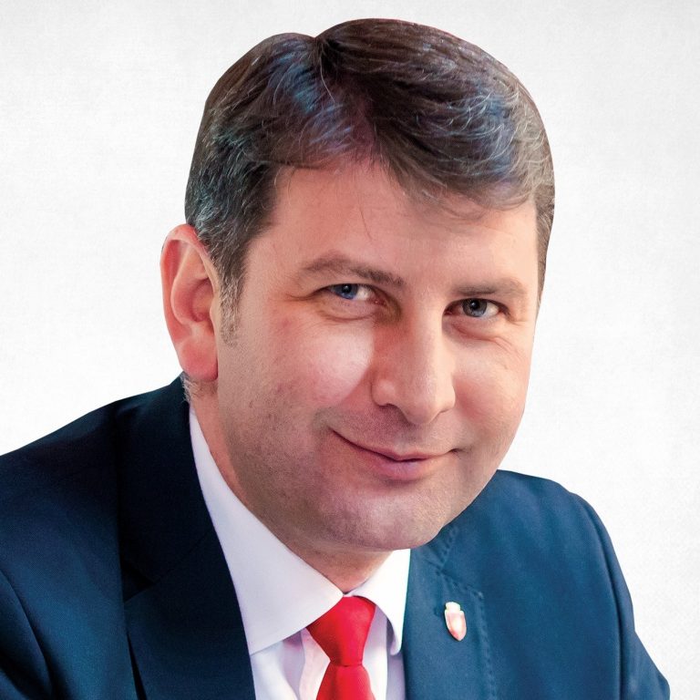 „Din păcate, politica este în tot şi în toate”. Lucian Micu demisionează din funcţia de manager al Spitalului Judeţean Piatra Neamţ