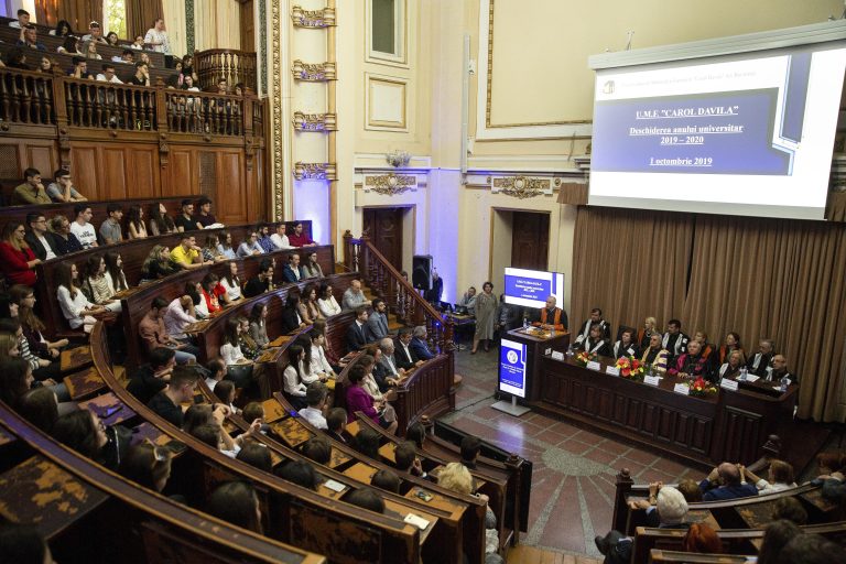 Studenţii la Medicină pot lucra în spitalele COVID. Arafat: „Ordonanţa este gata pentru adoptare”