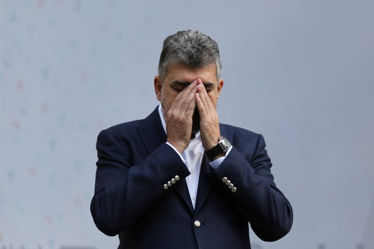 Răzgândirea stranie a lui Ciolacu. L-a acuzat pe Orban că este iresponsabil, deși duminică îi cerea demisia. Reacția liderului PSD, dublată de mânia lui Gâdea