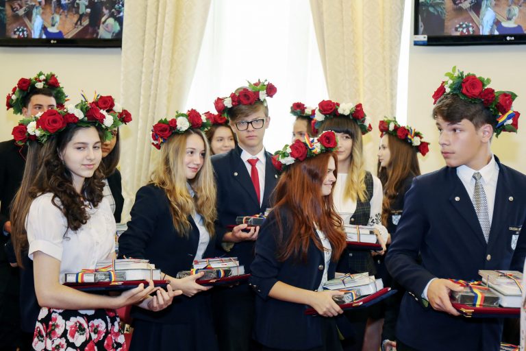Încheierea mediilor și examenele de Bacalaureat – precizările ministrului Educației