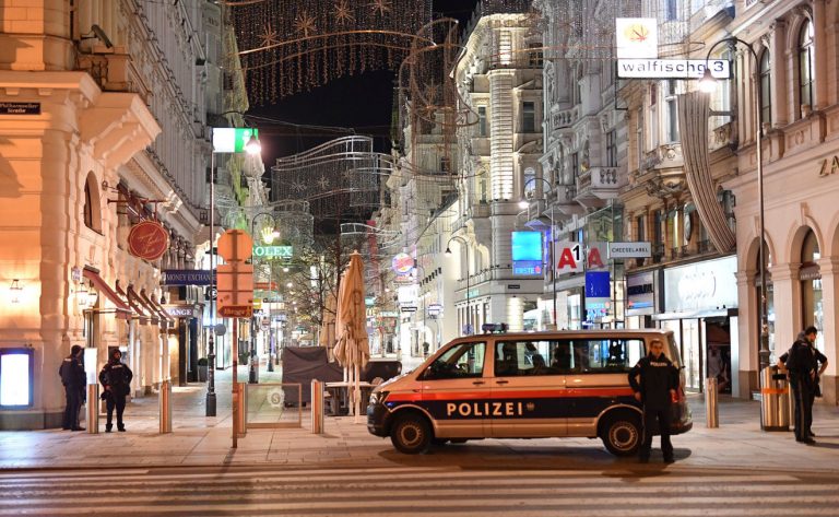 Austria se îndreaptă spre o decizie privind plasarea în lockdown a persoanelor nevaccinate