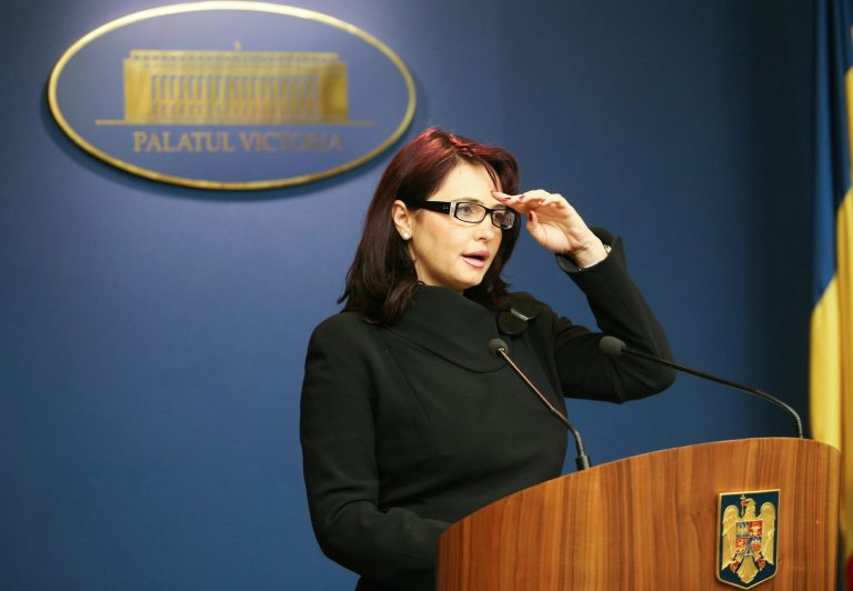 Condamnări în dosarul ANRP: Crinuţa Dumitrean şi Horia Simu – 6 ani; Marko Attila Gabor, fugit în Ungaria, – 5 ani