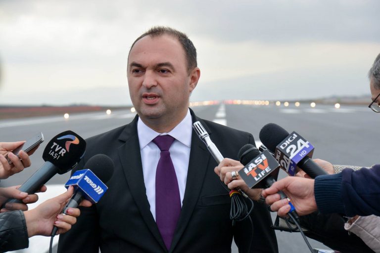 Cristian Adomniţei, după condamnare: „M-am născut liber şi voi muri liber, indiferent de lagărele pe care mi le prescrieţi”