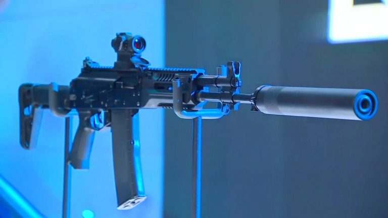 Celebra fabrică de arme Kalașnikov a fost vândută. Cine este cumpărătorul