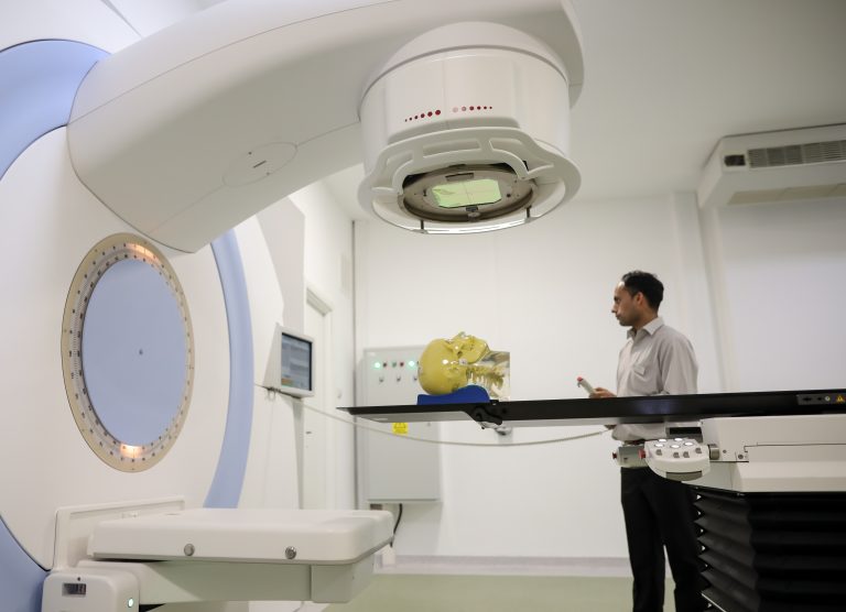 Cum ar putea fi depăşită rezistenţa la radioterapie, în lupta împotriva cancerului