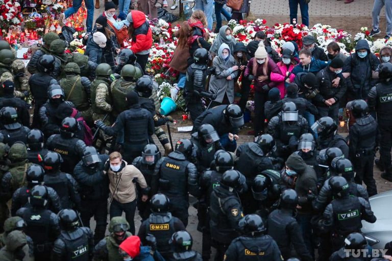 Svetlana Alexievici: E un război civil hibrid. Poate că Rusia nu va permite o reorientare spre Europa, dar chiar și asta ar fi acceptabil pentru mine acum