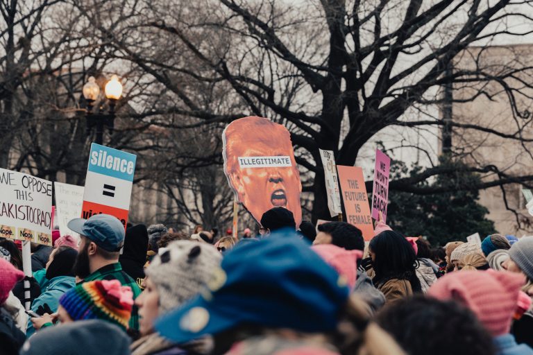 Sunt pro-Joe, dar scutiți-mă de hulitorii lui Trump – The Times