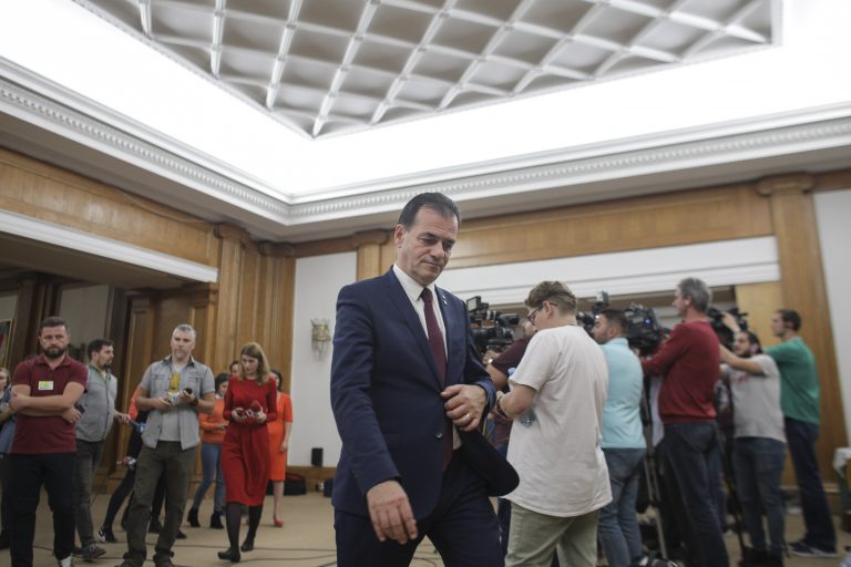 Negocierile pentru majoritatea parlamentară şi a noul Guvern, sistate. Gorghiu anunţă „un 2021 cu linişte politică, cu reforme, cu dialog”