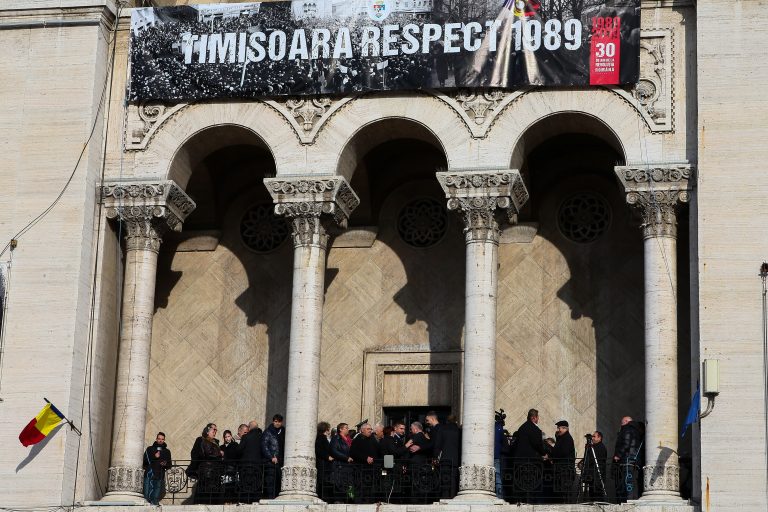 FOTO/VIDEO | 17 Decembrie 1989, ziua în care la Timișoara au căzut sub gloanțe primii eroi ai Revolutiei. Cel mai tânăr, o fetiță de numai doi ani