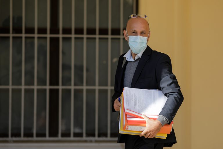 Valeriu Nicolae: Cioloş nu are şansă la prezidenţiale / Drulă are un ego cât casa / Nicuşor Dan nu are ce căuta în funcție