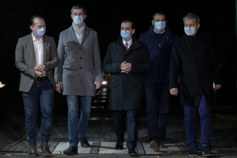 Poziționarea partidelor după căderea guvernului. USR vrea aceleași portofolii / Pretențiile PSD, PNL, UDMR și AUR