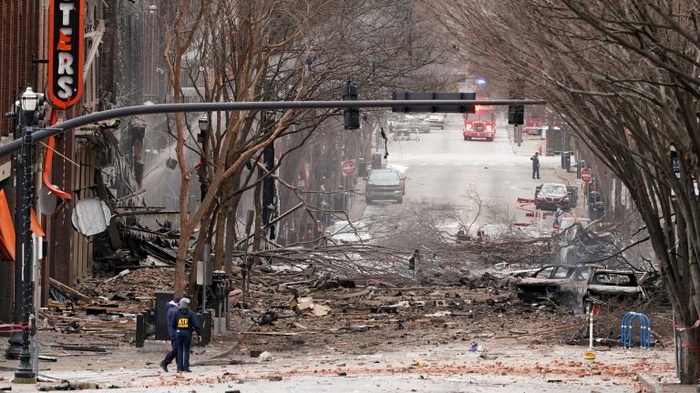 Guvernatorul statului Tennesse cere impunerea stării de urgenţă, după explozia unei rulote în Nashville