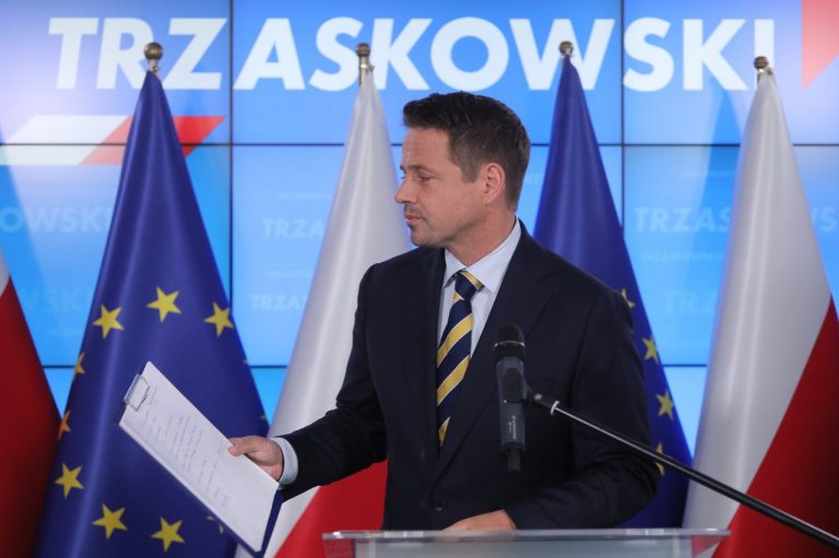 Primarii Varşoviei şi Budapestei denunţă blocarea de către guvernele lor a planului de relansare al UE şi cer acces direct la fonduri