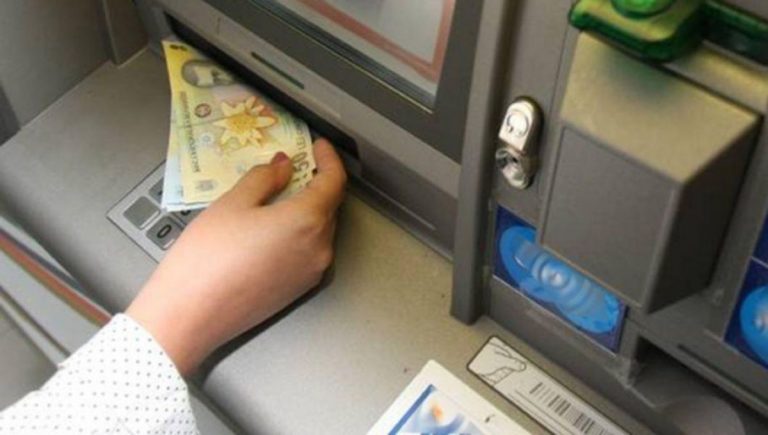 Romanian mob uses Bluetooth skimmers to steal debit card info in Florida