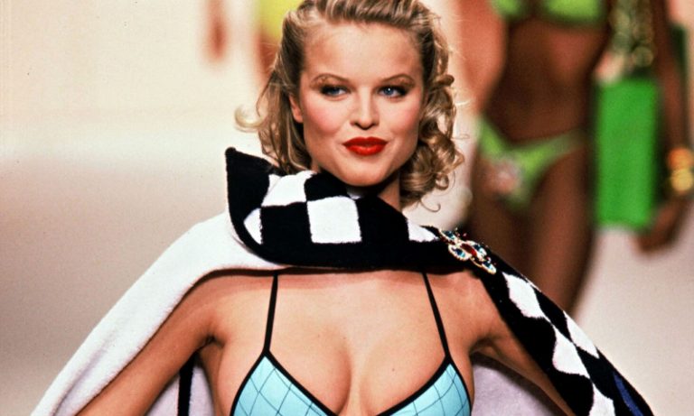 Eva Herzigova, unul dintre cele mai cunoscute topmodele, are COVID-19