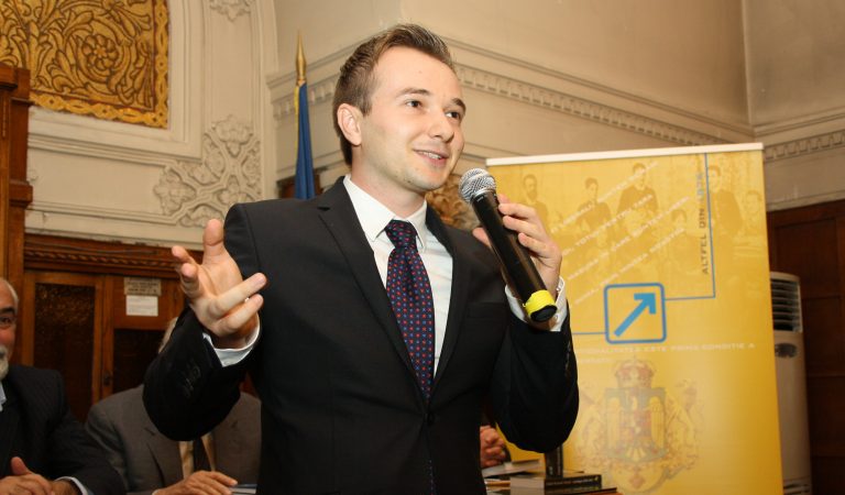 Deputatul PNL Daniel Gheorghe, atac acid la adresa lui Cioloș: Parlamentul unicameral este o trăznaie populistă