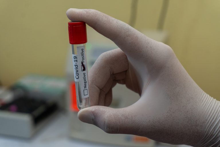 Europa devine prima regiune din lume care depăşeşte pragul de o jumătate de milion de morţi din cauza Covid-19