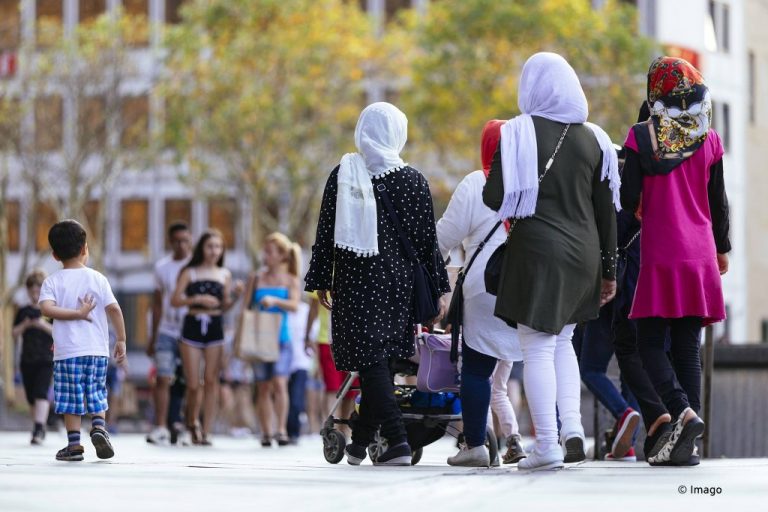 Austria nu mai primește cererile de azil ale sirienilor după căderea regimului Assad/ Ministerul de Interne pregătește un program de repatriere în Siria