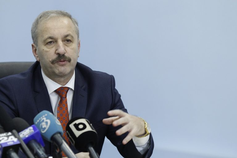 Vasile Dîncu, întrebat ce-l recomandă pentru Ministerul Apărării: Am făcut stagiul militar și am construit o revistă de gândire strategică