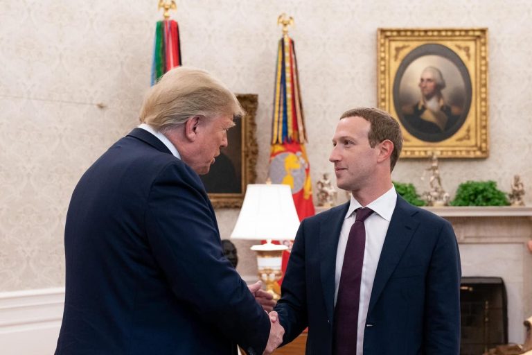 Virajul lui Mark Zuckerberg privind verificarea faptelor este riscant, dar corect