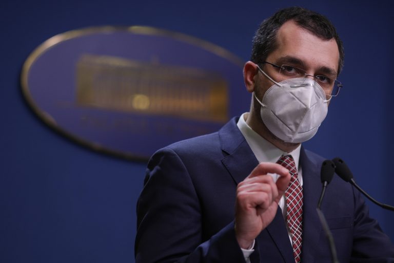 Ministrul Sănătății: Nimeni nu ar fi trebuit să fie vaccinat în afara etapei definite de HG privind vaccinarea în centrele MApN