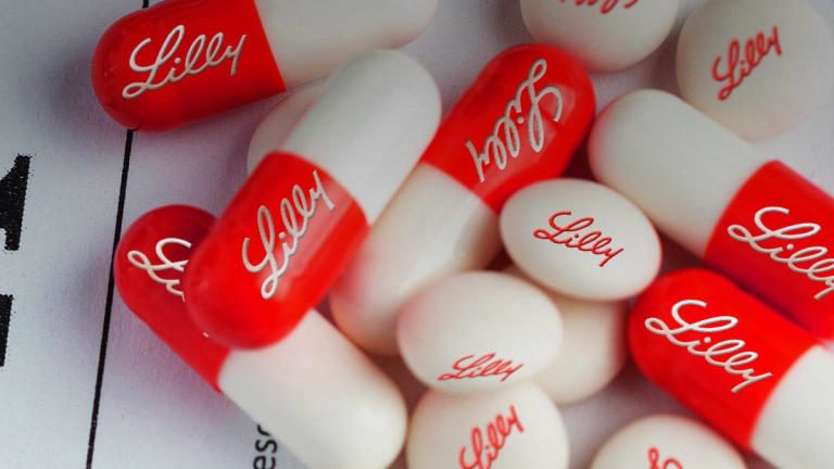 Compania Eli Lilly anunță un succes neașteptat în lupta anti-COVID. „Am rămas cu gura căscată”