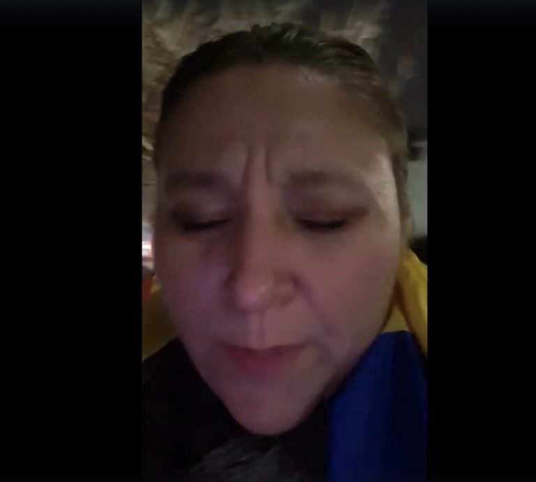 VIDEO | Diana Șoșoacă, alungată de vecinii lui Stanoevici: „Când terminați cu circul ăsta?”