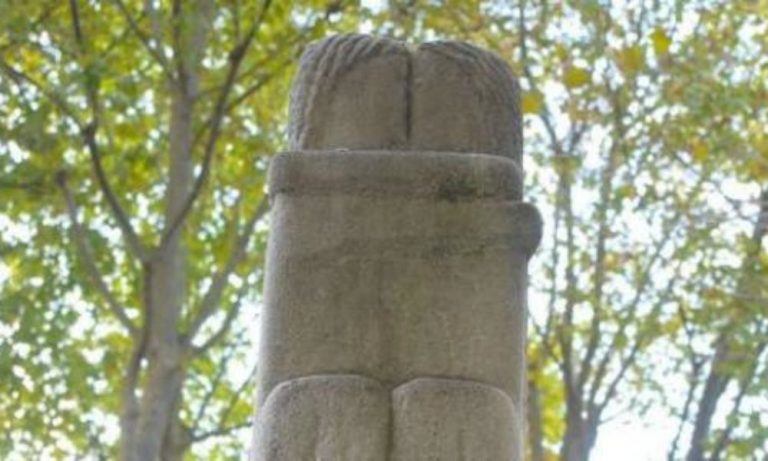 Give us The Kiss. French court rules that sculpture by Romania’s Brancusi can be removed from Paris cemetery after legal battle