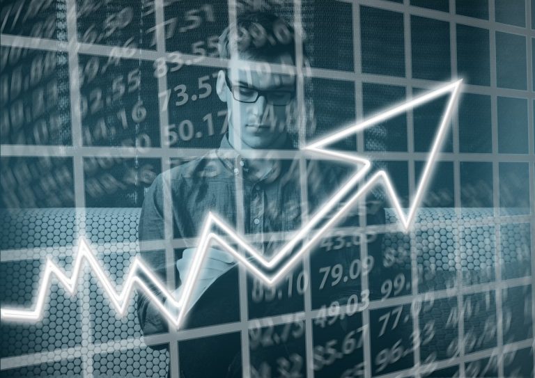 Romanian economist:  current account deficit swells despite economic recovery