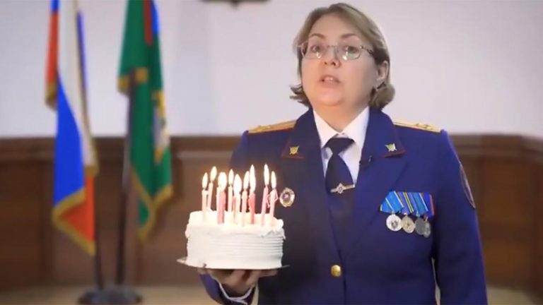 VIDEO | Copiii de 14 ani din Rusia, „amenințați” de Comitetul de Anchetă cu torturi aniversare