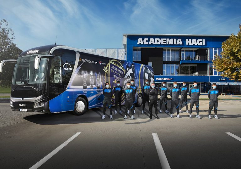 FOTO | FC Viitorul are un nou autocar MAN Lion’s Coach. Hagi: „Orice detaliu poate face diferența în fotbal”