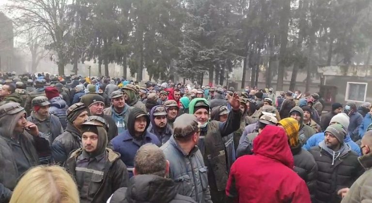 Minerii și energeticienii protestează joi în Piaţa Victoriei / Care sunt nemulțumirile lor
