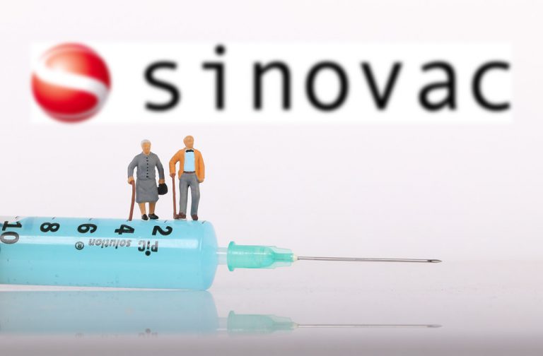 Chile ar putea fi „piatra de mormânt” a vaccinului chinezesc Sinovac. Țara are o rată bună de vaccinare, peste Marea Britanie, dar infecțiile continuă să crească