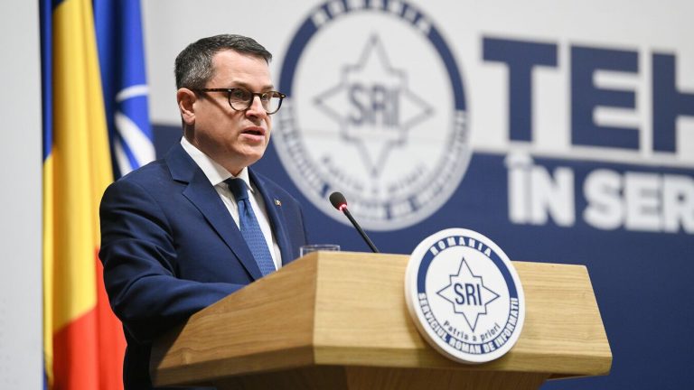 Directorul SRI, Eduard Hellwig: Noile generaţii de ofiţeri trebuie să înveţe despre ce a făcut rău fosta Securitate şi despre cum ne putem apăra democraţia
