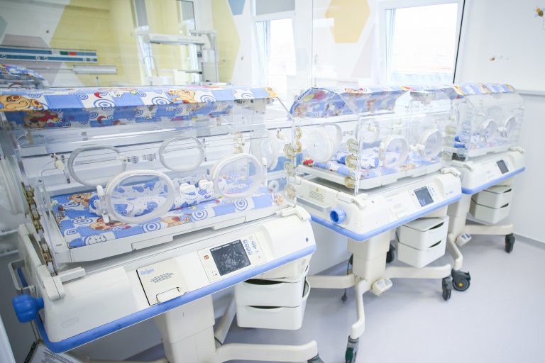 Noi acuzații în cazul medicului de la Maternitatea Polizu
