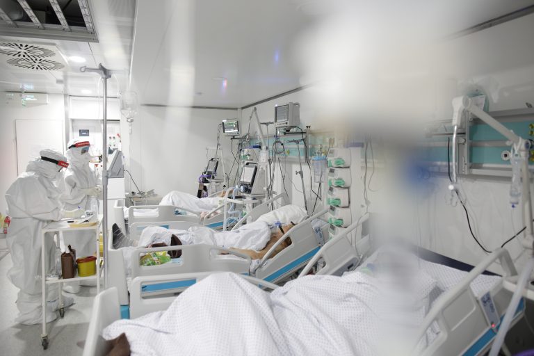 Covid fatalities push up April deaths in Romania to highest level in a decade