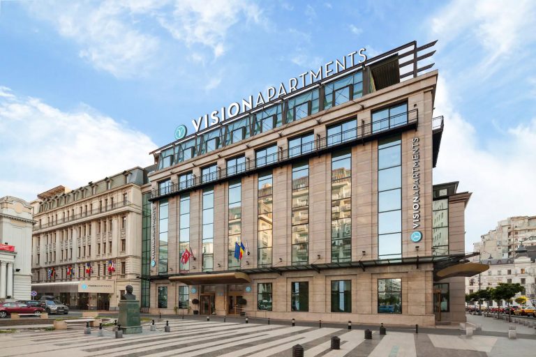 Unul dintre hotelurile emblematice din București, unde a fost cazat și Păstorel Teodoreanu, a fost vândut de proprietarul turc