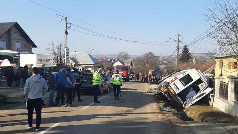 VIDEO| Momentul accidentului din Suceava, în urma căruia 19 elevi și 4 adulți au ajuns la spital