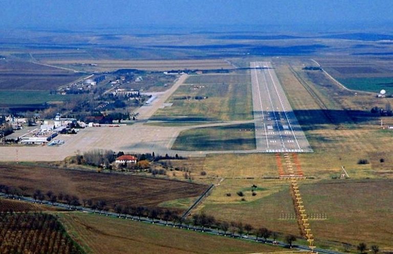 Şapte militari de la Baza Kogălniceanu, reţinuţi pentru furt de combustibil