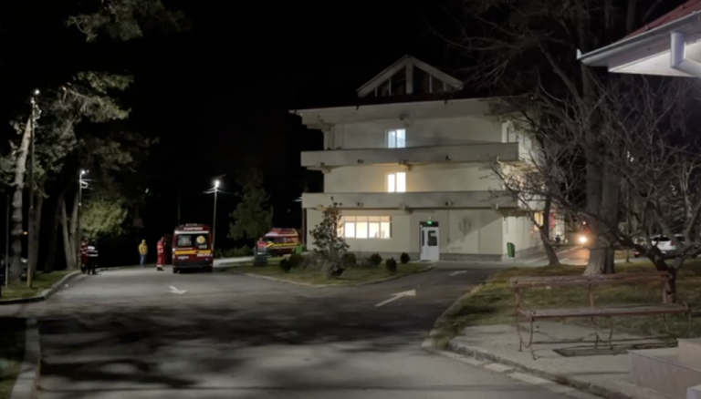 Incendiu la Spitalul Clinic de Neuropsihiatrie din Craiova. Trei cadre medicale, rănite după ce au sărit pe geam