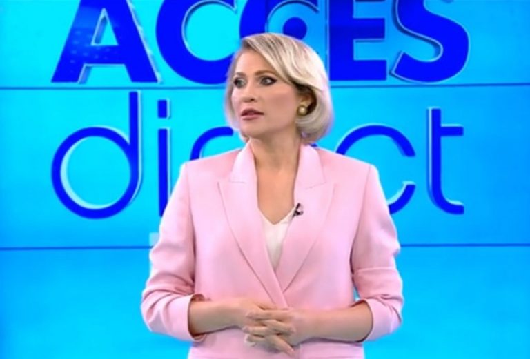 VIDEO | Mirela Vaida, atacată cu bolovanul, în direct, de o femeie complet dezbrăcată