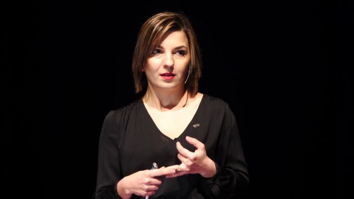 Elena Calistru neagă orice legătură amoroasă cu Florin Cîțu