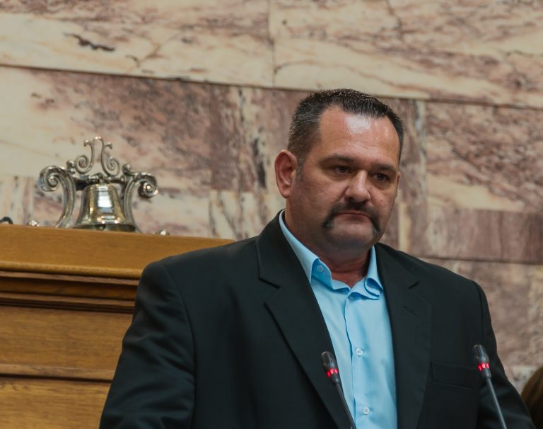 Eurodeputat grec de extremă dreapta, arestat la Bruxelles