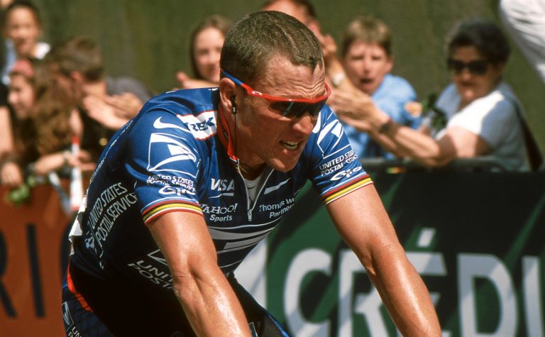 Legenda ciclismului mondial, Lance Armstrong, trișa cu un motor ascuns pe cadrul bicicletei