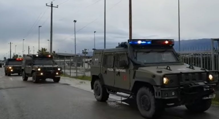 VIDEO | Armata albaneză, trimisă pe aeroportul din Tirana. Premierul denunță un „act de sabotaj”. Ce s-a întâmplat
