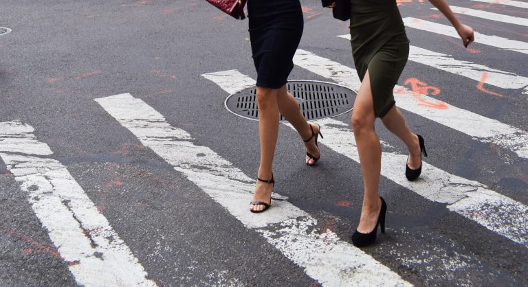Looking at mobile phone while crossing the road? You could be slapped with a fine in Romania under new proposal