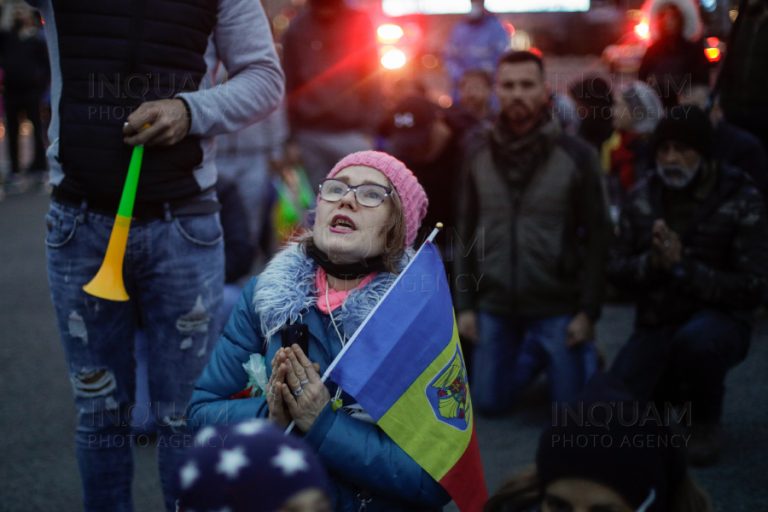 Hundreds take to streets in Romania for 7th day to protest virus restrictions